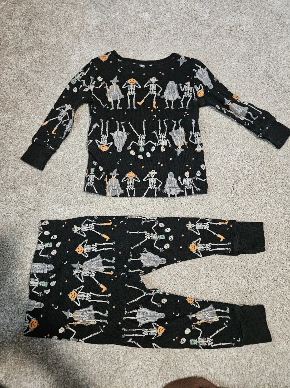 Old Navy, Bundle Of 2 Matching Halloween Pajamas - 2 Pants 2 Shirts 100% Cotton